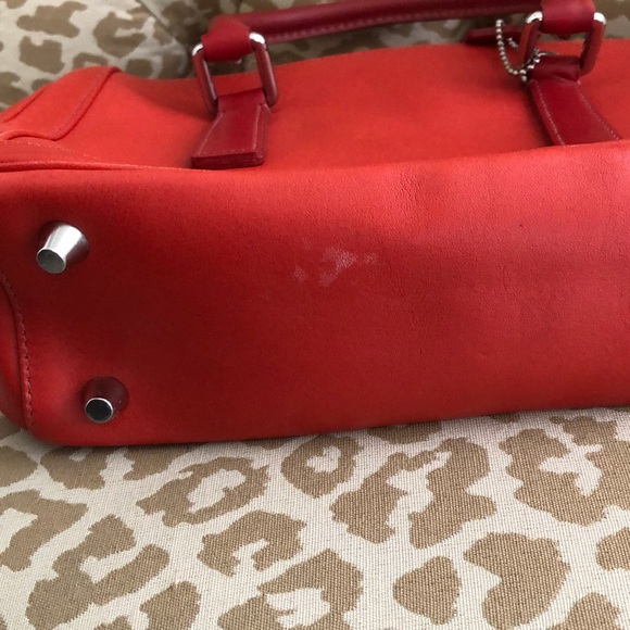 Red leather Coach mini handbag - Picture 7 of 7